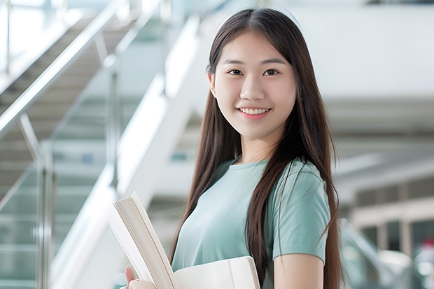报考上海大学编导专业的本科需要考多少分?